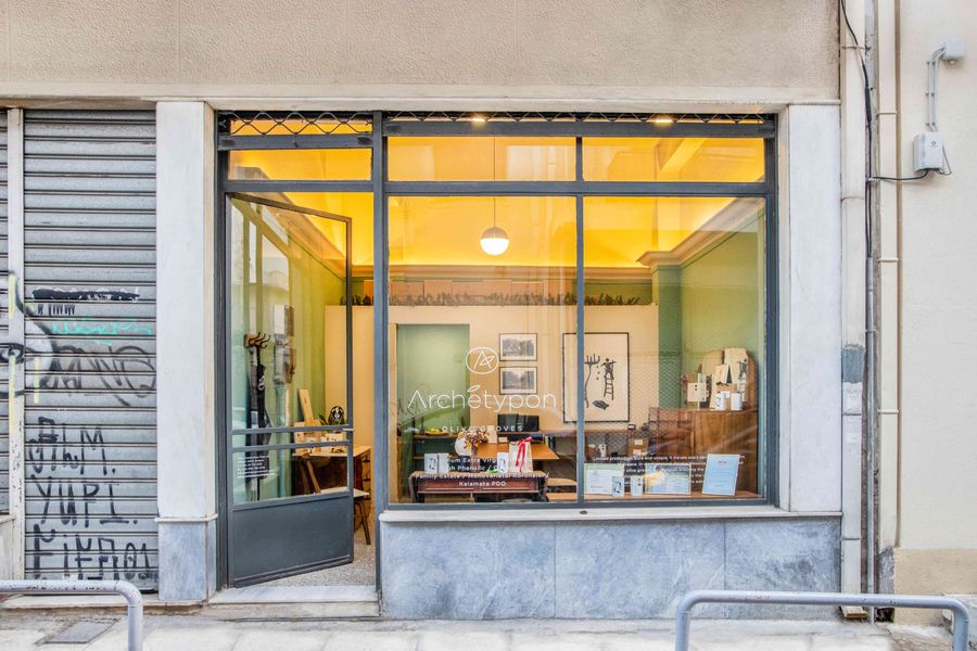 kqjWac2T_j6NXK8pu_archetypon ladi oil exarhia athina (40).jpg